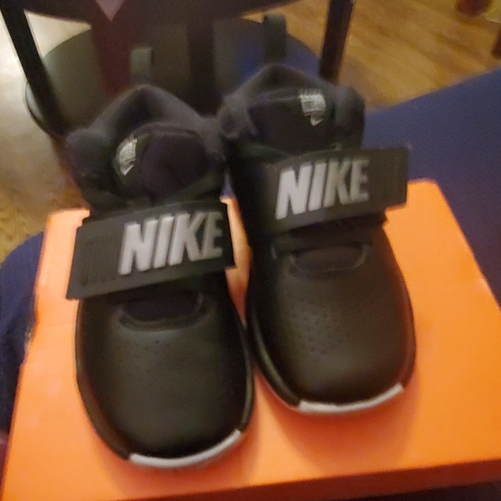 Nike kids shoes